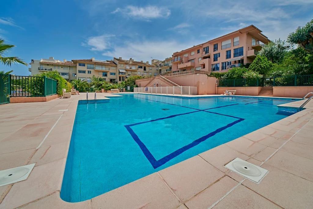 Sunrise -Swimming-Pool-Saint-Tropez Center-Parkingアパートメント エクステリア 写真